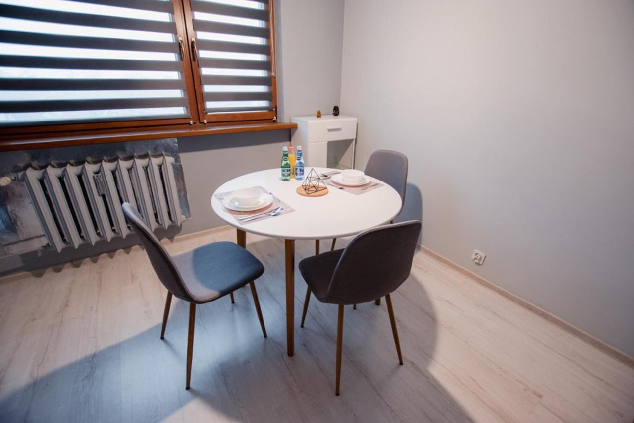 Apartament Stone - Czeladź Appartamento Esterno foto